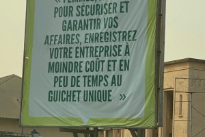 panneau géant de sensibilisation